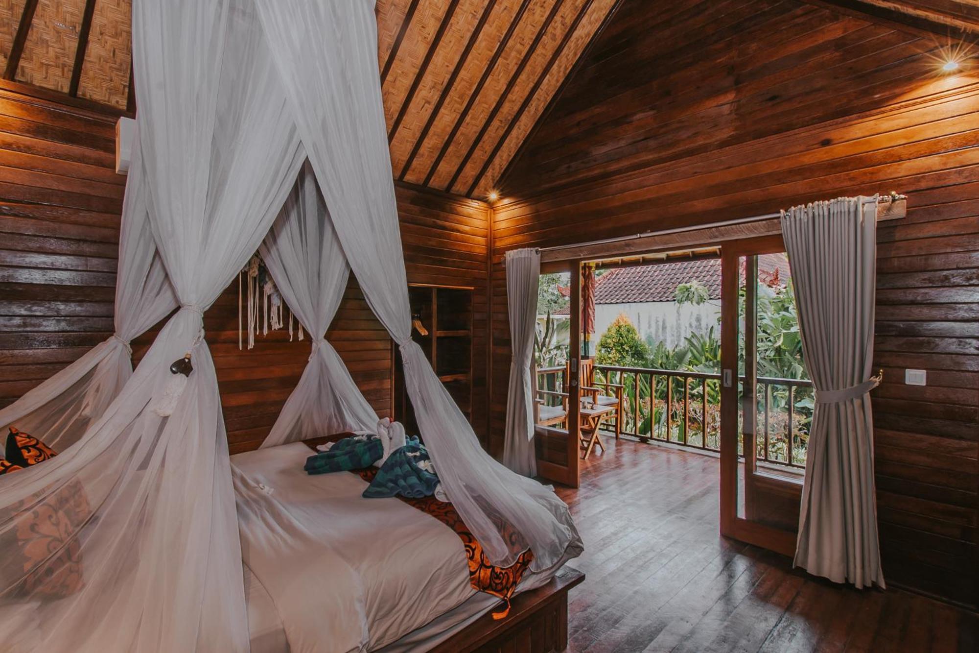 Lembongan Seaview Hotel Nusa Lembongan  Exterior photo